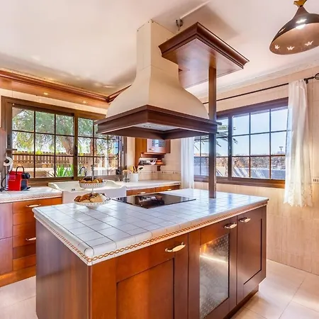 Calma Private Pool By Holidays Villa La Oliva